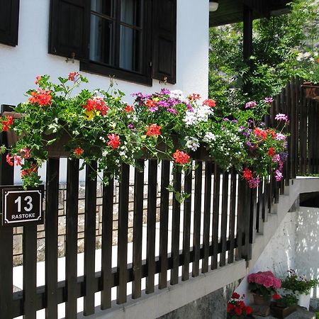 Holiday House Rastoke Pod Lipom สลูน ภายนอก รูปภาพ