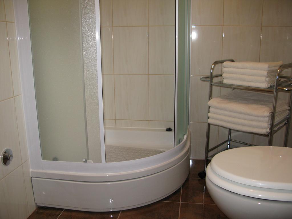 Holiday House Rastoke Pod Lipom สลูน ภายนอก รูปภาพ